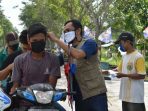 PKS Siak Bagikan Masker Gratis, Guna Antisipasi Bahaya Covid-19