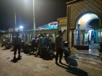 Ciptakan Situasi Kondusif, Polsek Kuala Kampar Lakukan Pengamanan Sholat Tarawih