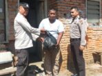 Jum’at Berkah, Polsek Ukui Bagikan Sembako Kepada Warga Terdampak Covid-19.